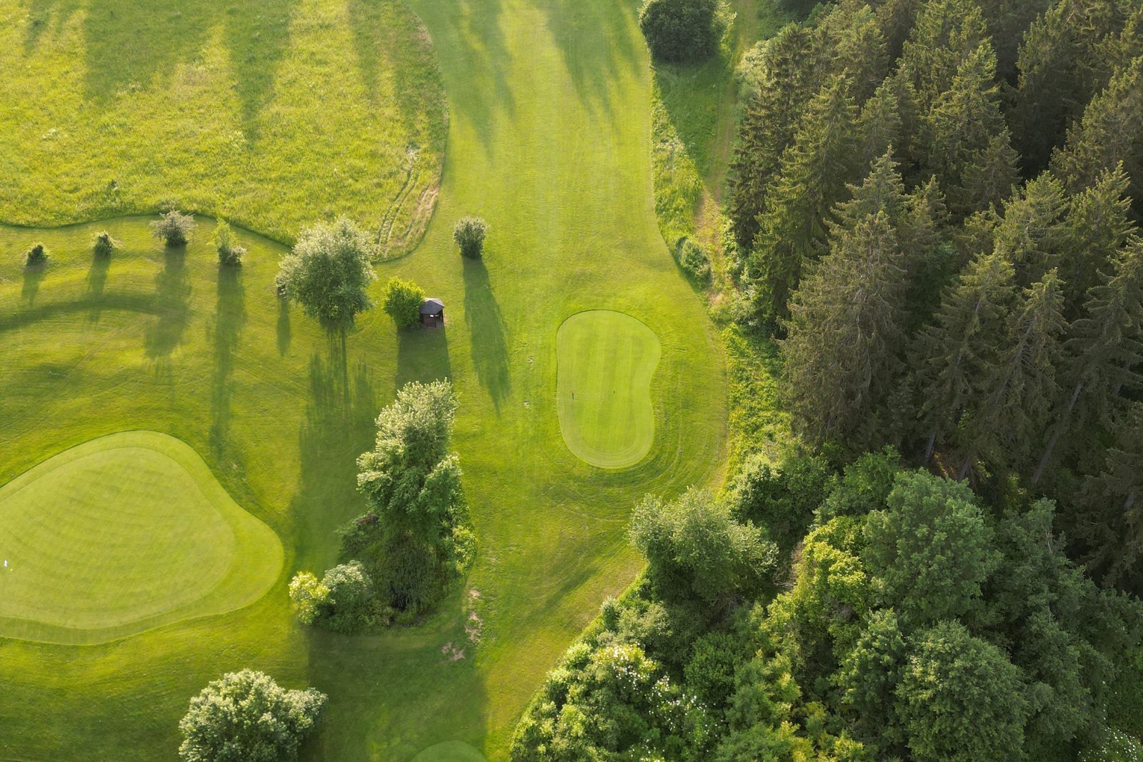 Fairway der Golfanlage Gerhelm